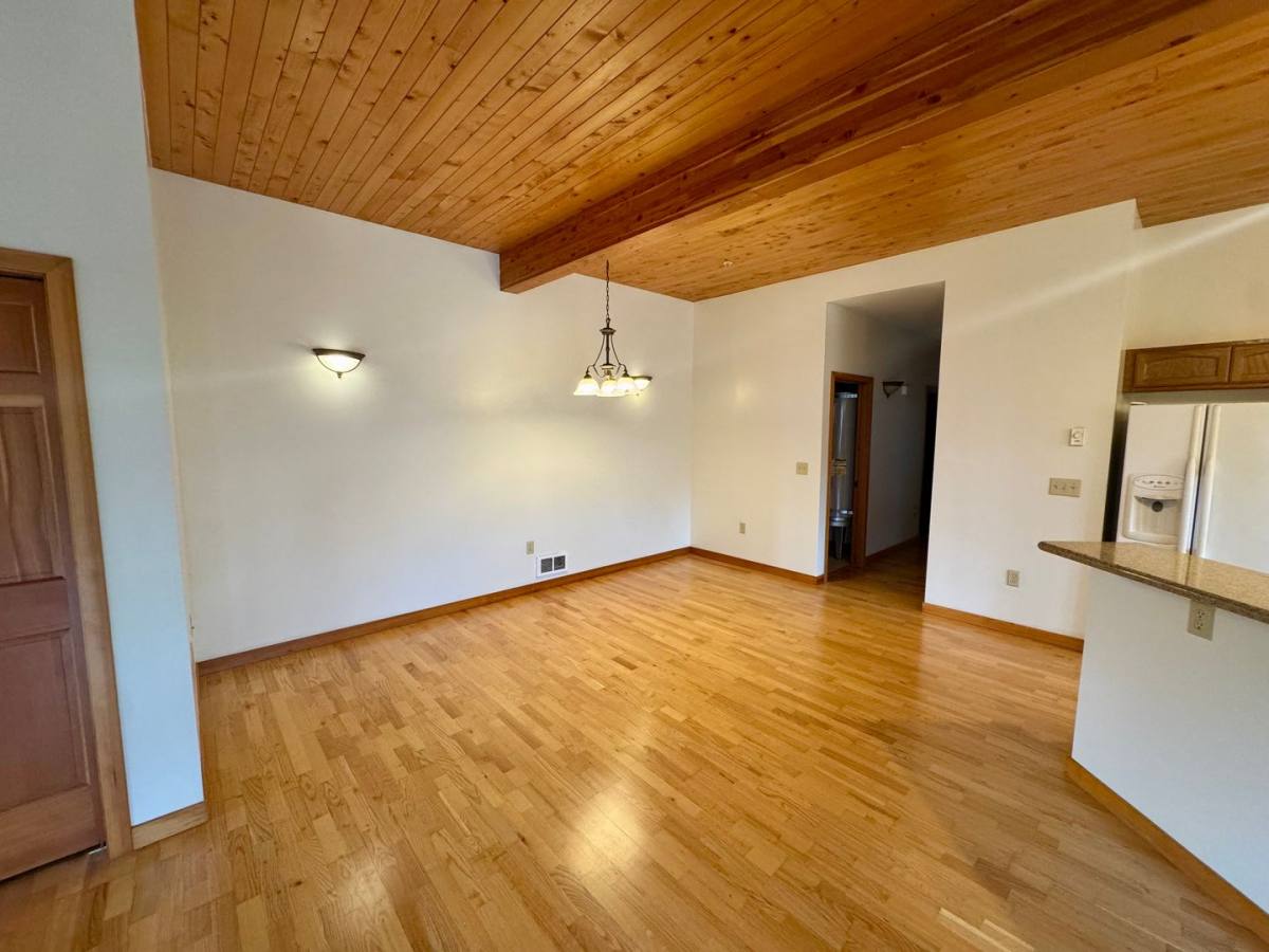 Townhouse for rent at 1311 Village Loop, Bandon, OR 97411