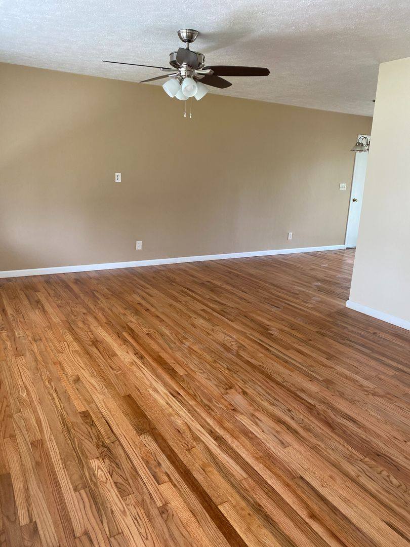 House for rent at 650 Beverly Hills Dr, Youngstown, OH 44505
