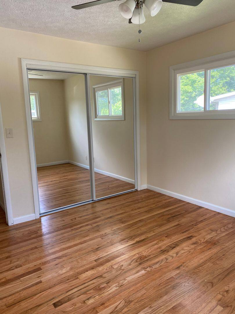 House for rent at 650 Beverly Hills Dr, Youngstown, OH 44505