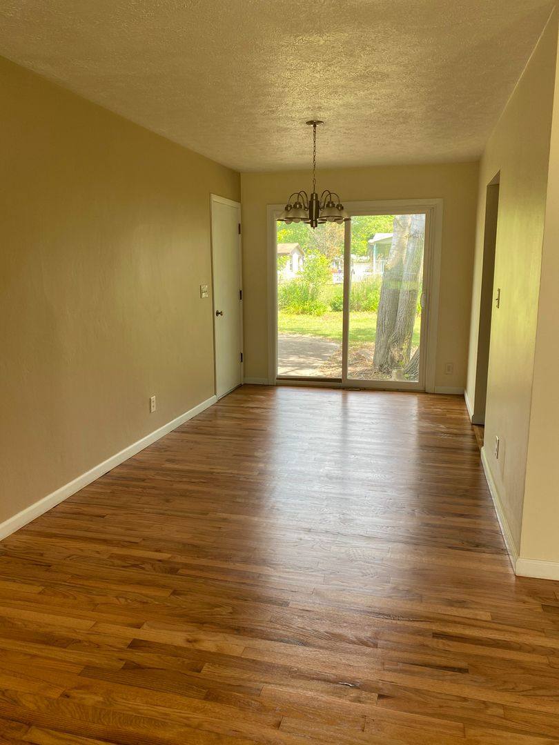 House for rent at 650 Beverly Hills Dr, Youngstown, OH 44505