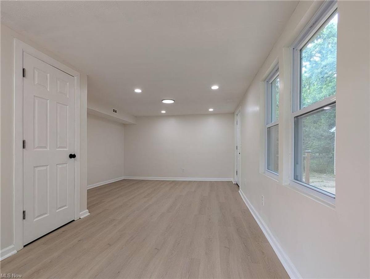 House for rent at 14817 Naples Ave, Cleveland, OH 44128