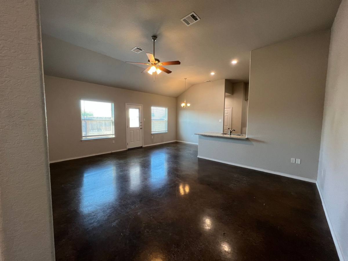 Townhouse for rent at 1119 Burek Cross, Seguin, TX 78155