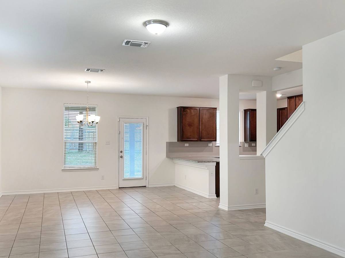 House for rent at 4660 Via Sonoma Trail, Converse, TX 78109