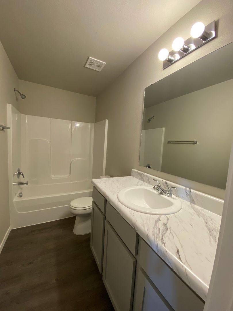 House for rent at 503B W Christopher Dr, Siloam Springs, AR 72761