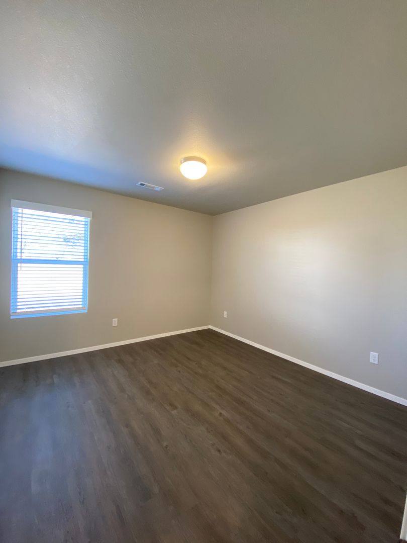 House for rent at 503B W Christopher Dr, Siloam Springs, AR 72761