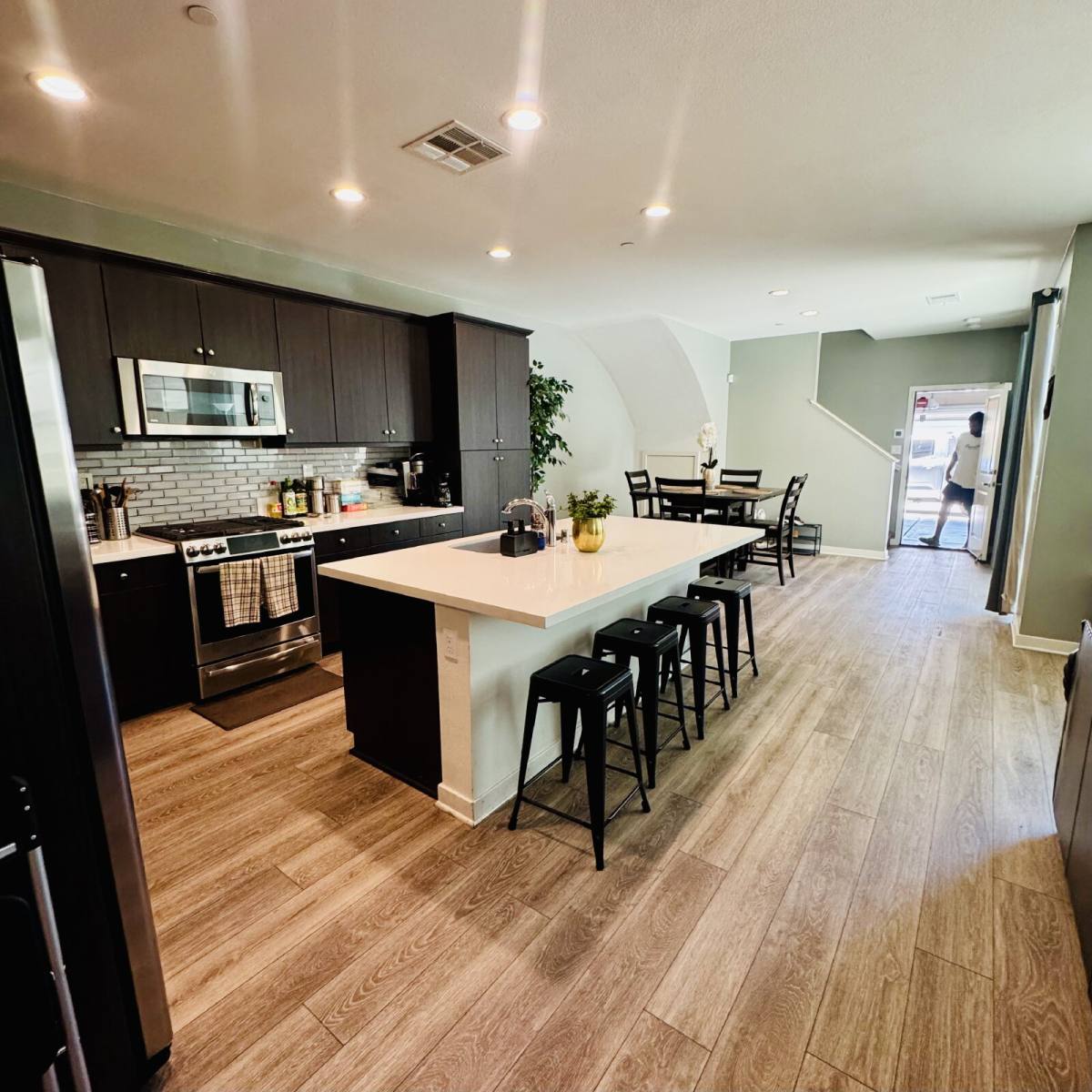 Townhouse for rent at 2028 Avenida Andanza #4, Chula Vista, CA 91913