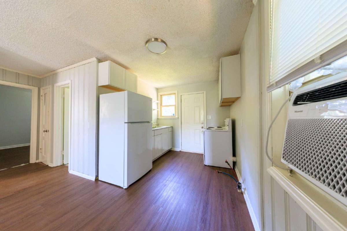 Townhouse for rent at 410-B Ewing Dr, Nashville, TN 37207