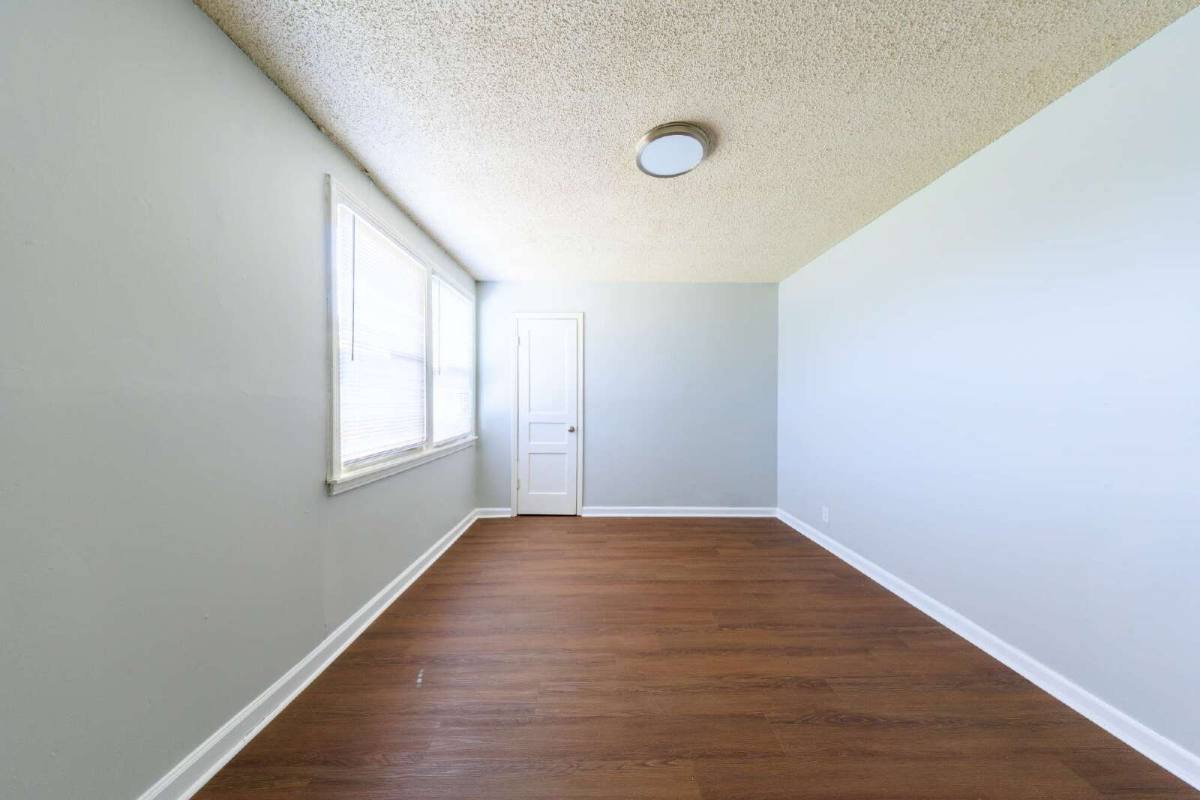 Townhouse for rent at 410-B Ewing Dr, Nashville, TN 37207
