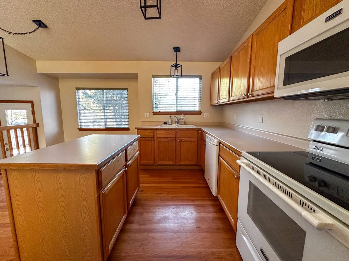 House for rent at 10880 Acadia Place, Parker, CO 80138