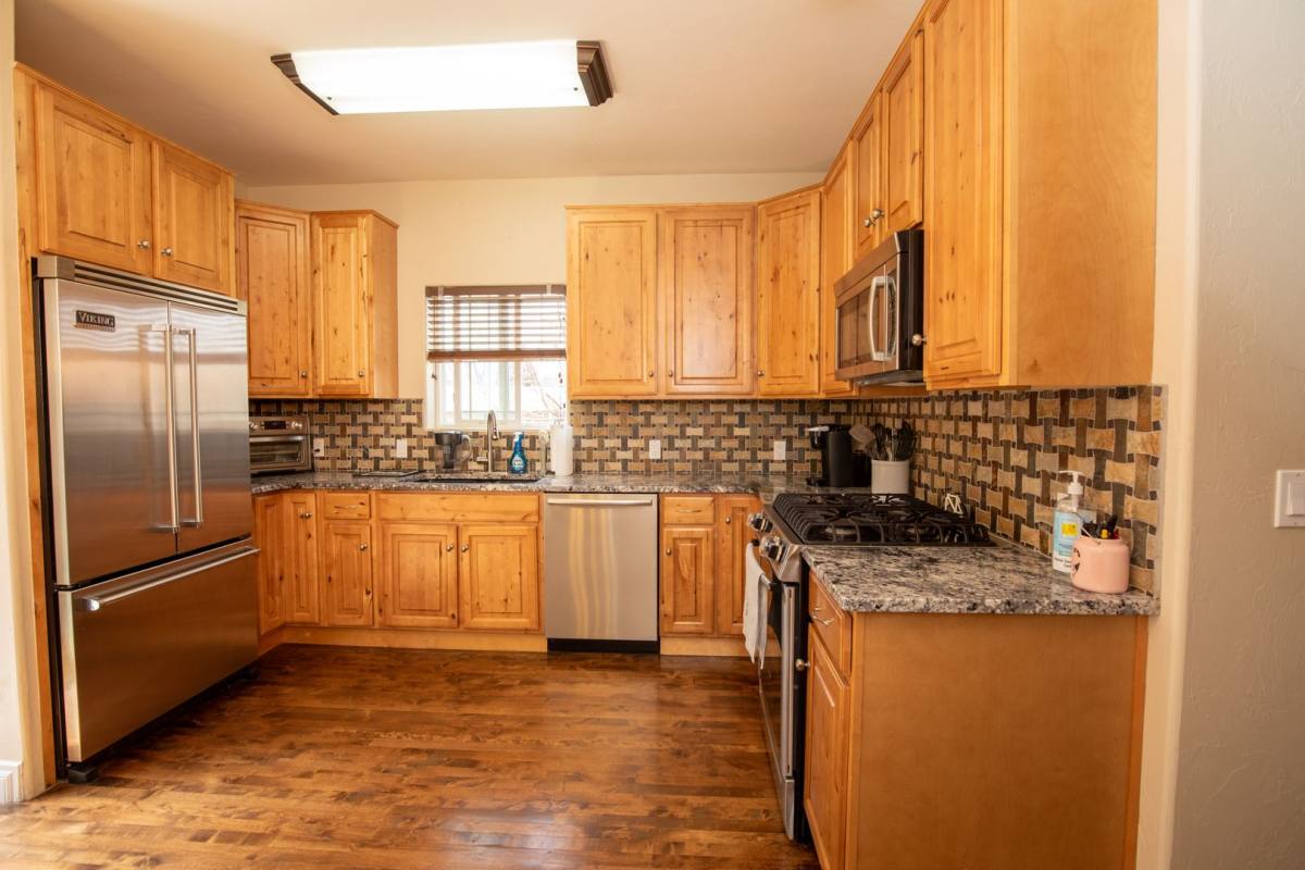 Townhouse for rent at 1510 York Dr, Colorado Springs, CO 80918