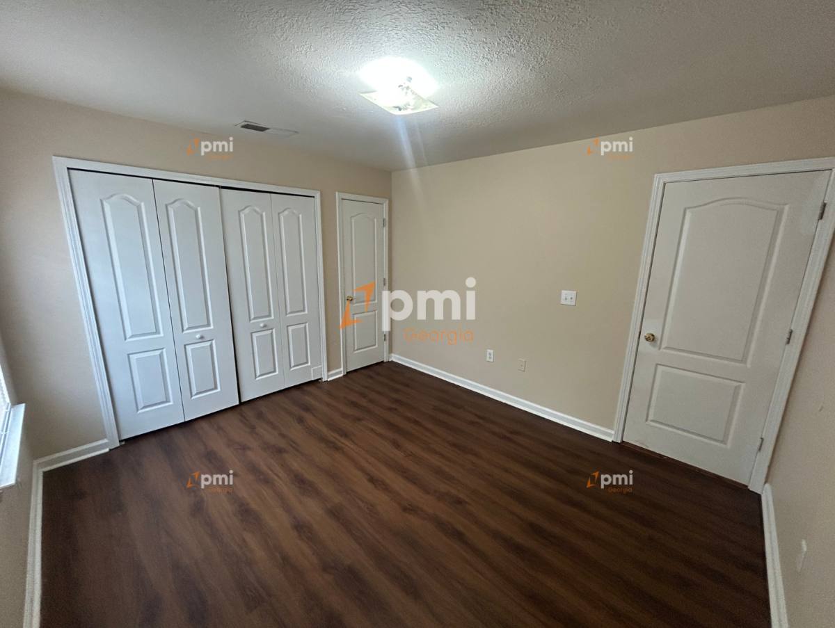 House for rent at 125 Lakeview Trail, Covington, GA 30016