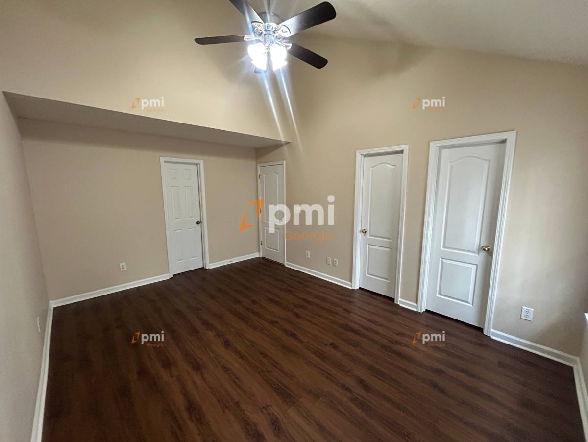 House for rent at 125 Lakeview Trail, Covington, GA 30016