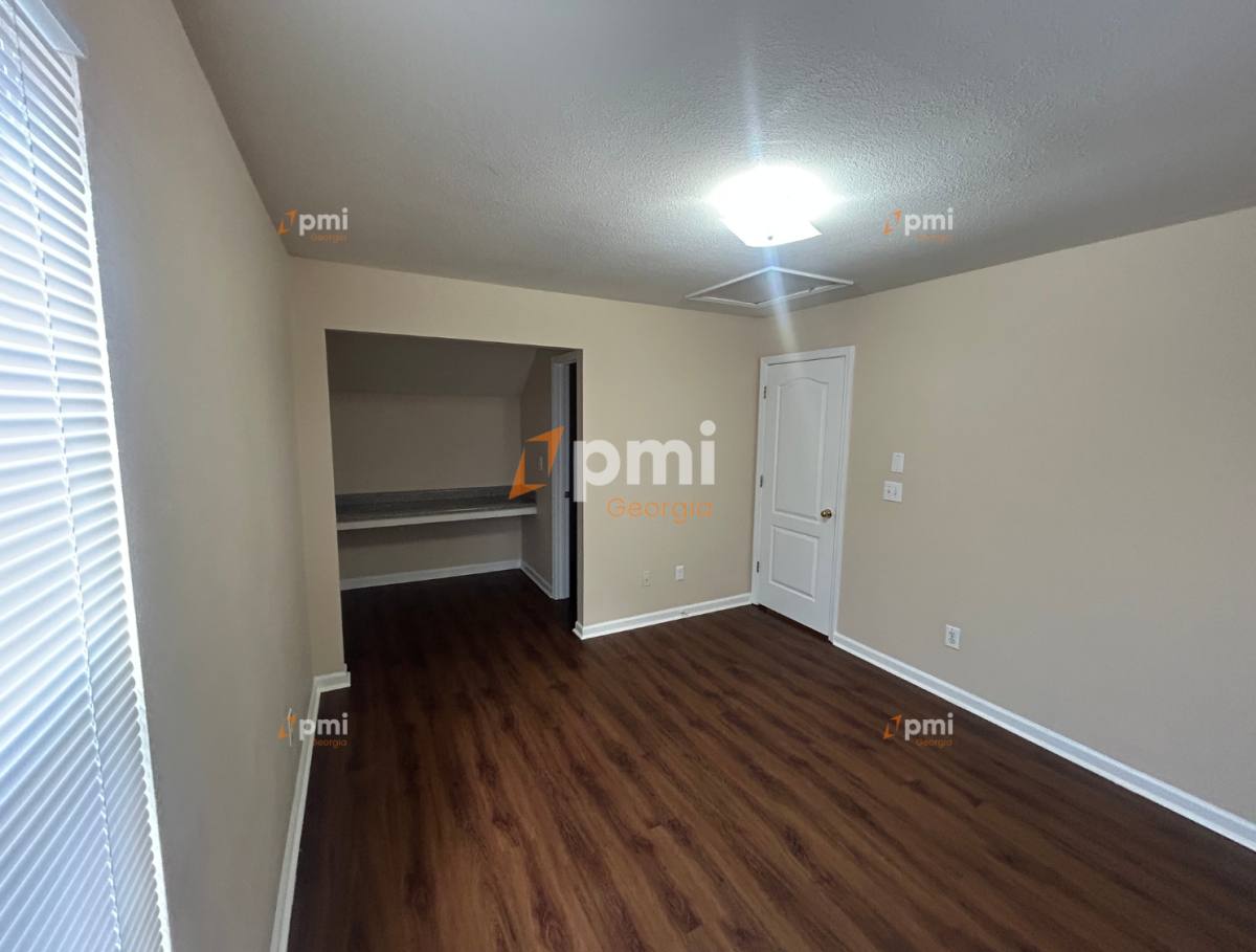House for rent at 125 Lakeview Trail, Covington, GA 30016