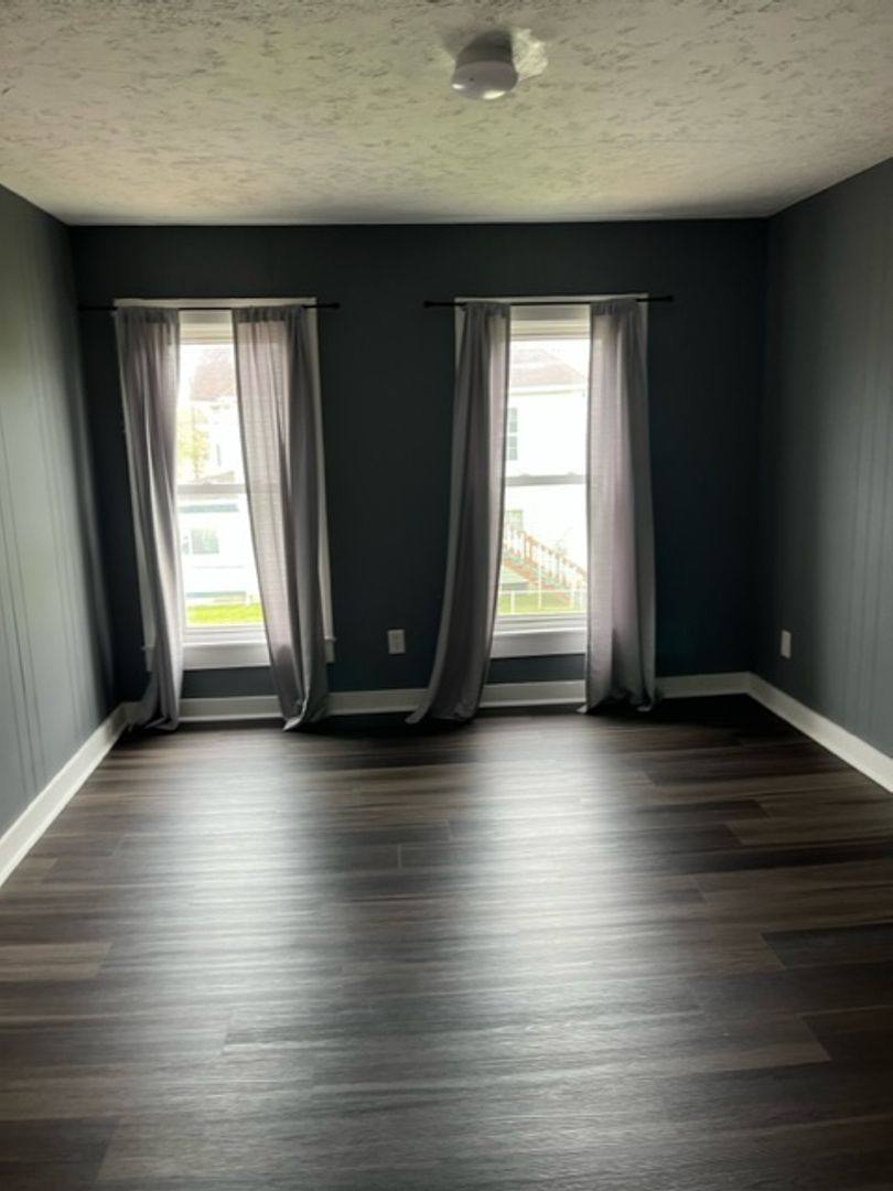 Apartment for rent at 1813 Beaver St, Parkersburg, WV 26101