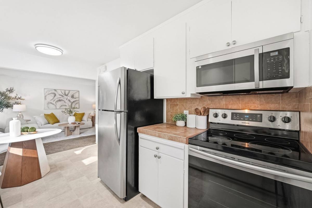 Townhouse for rent at 3967 Bismarck Dr, San Jose, CA 95130