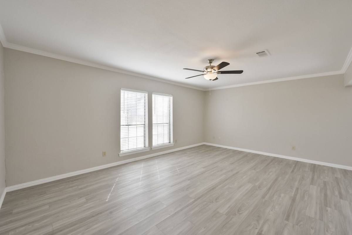 House for rent at 1521 Stratford Dr, Mansfield, TX 76063