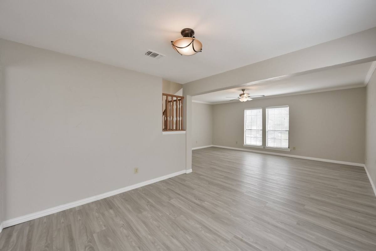 House for rent at 1521 Stratford Dr, Mansfield, TX 76063