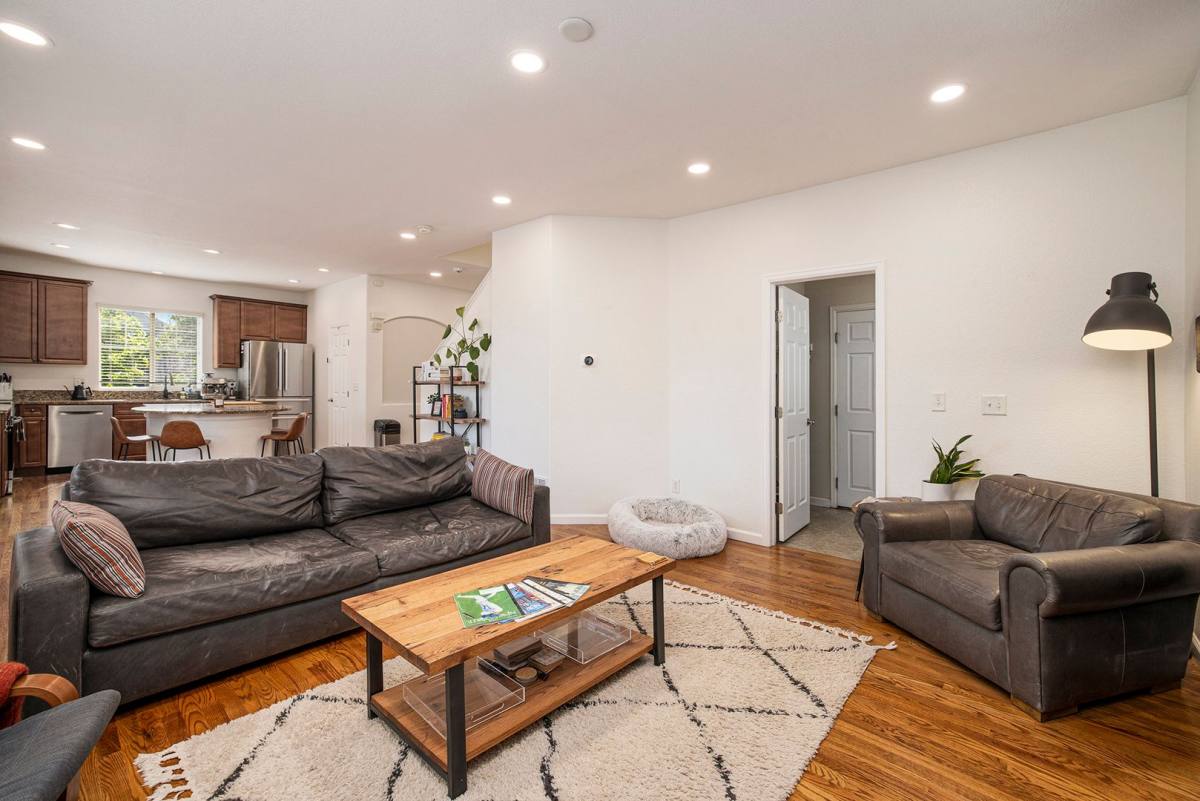 House for rent at 7497 E 10th Ave, Denver, CO 80230