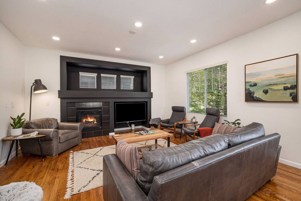 House for rent at 7497 E 10th Ave, Denver, CO 80230