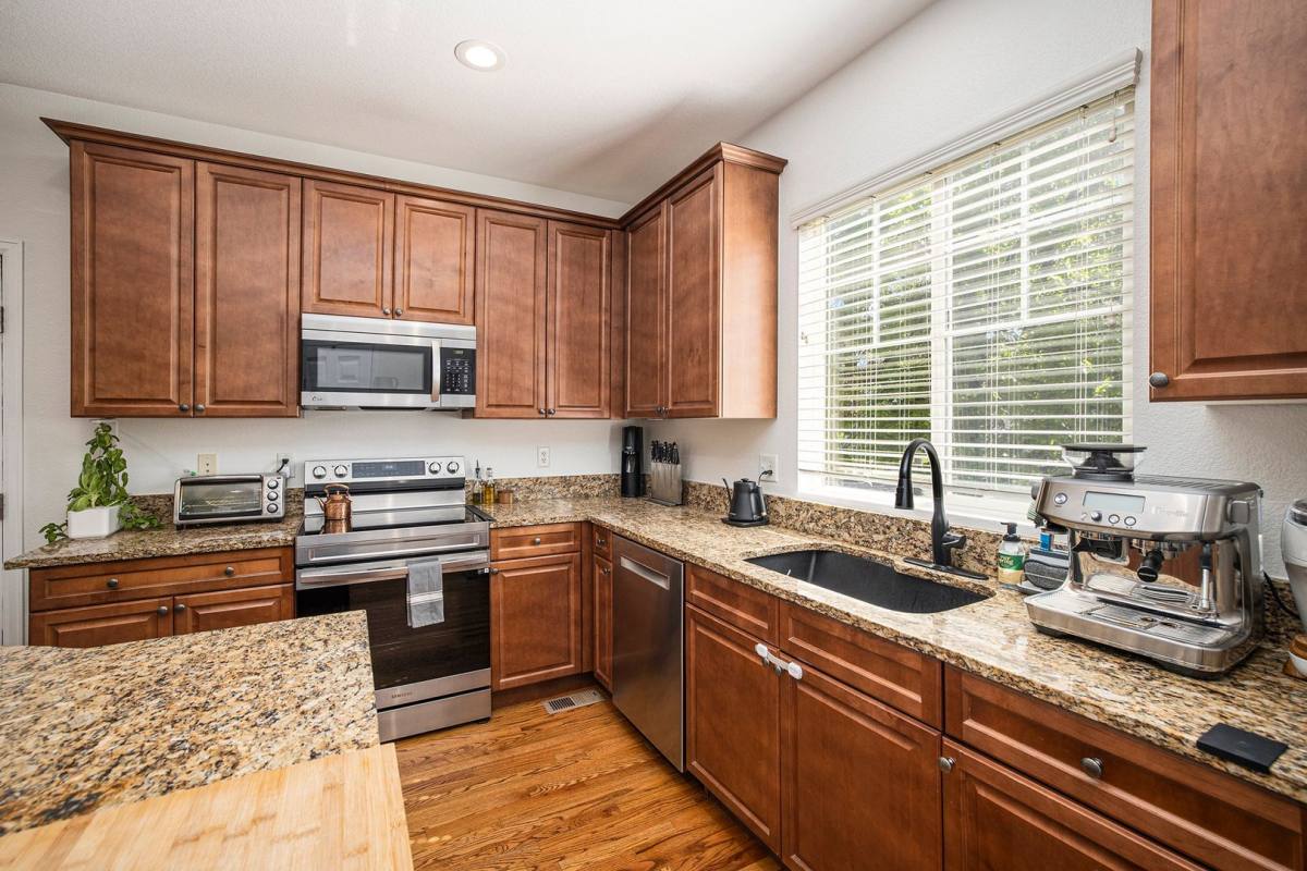 House for rent at 7497 E 10th Ave, Denver, CO 80230