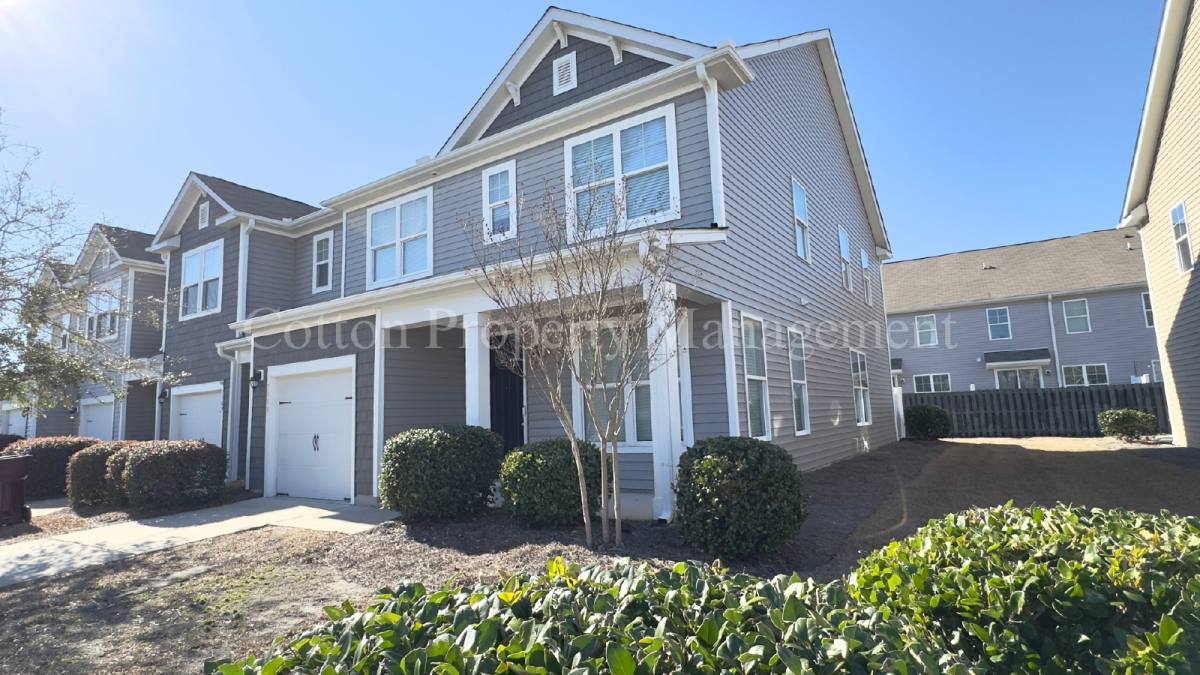 Townhouse for rent at 7313 Chipley Dr, Wilmington, NC 28411