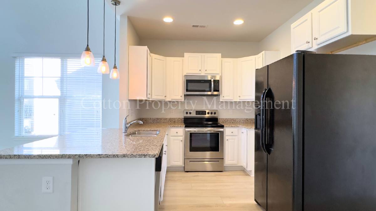 Townhouse for rent at 7313 Chipley Dr, Wilmington, NC 28411