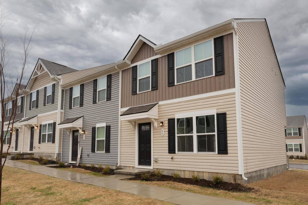 Townhouse for rent at 2935 Winterberry Dr, Nashville, TN 37207