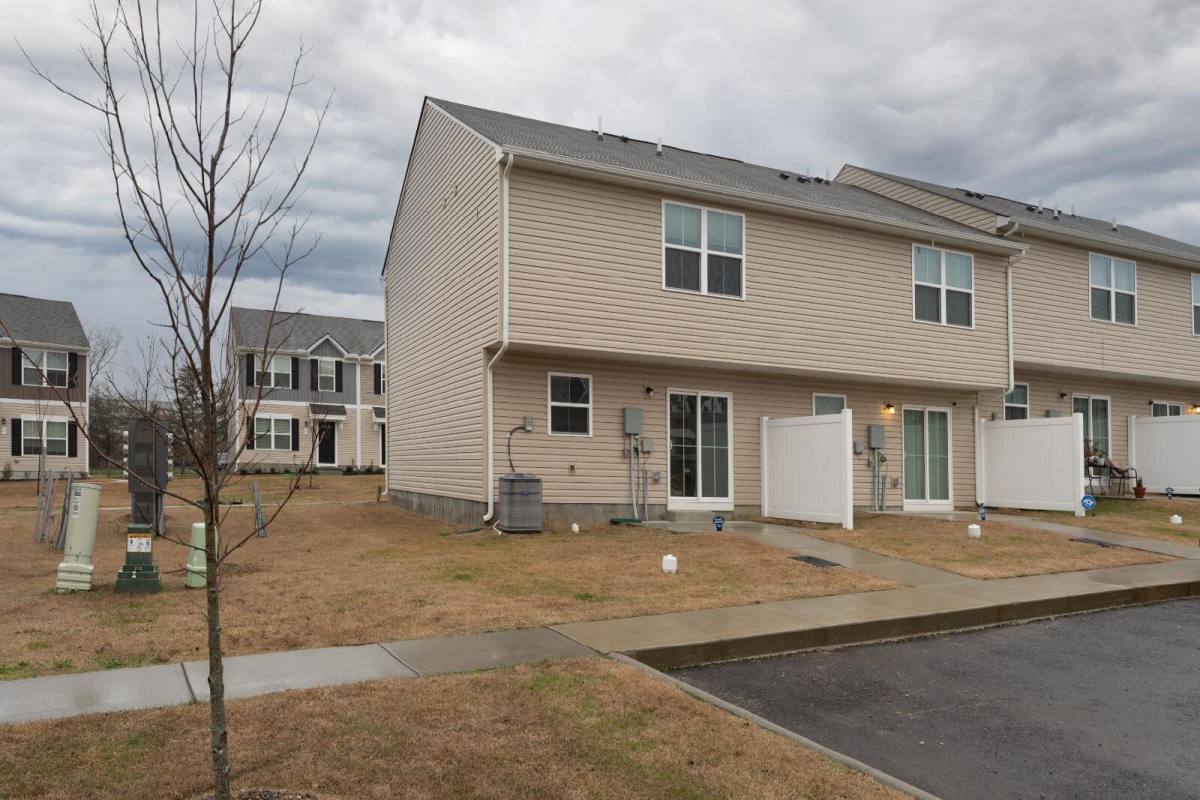 Townhouse for rent at 2935 Winterberry Dr, Nashville, TN 37207