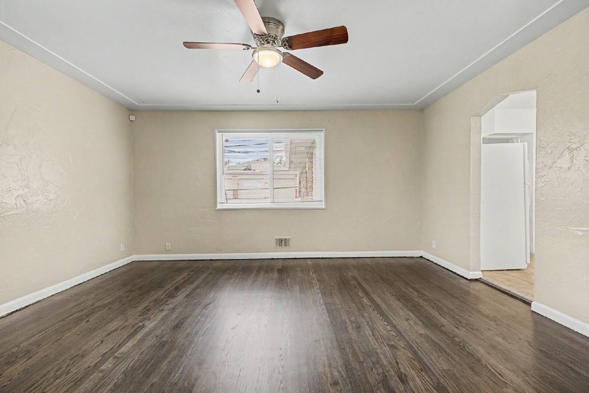 Townhouse for rent at 1762 Chester St, Aurora, CO 80010