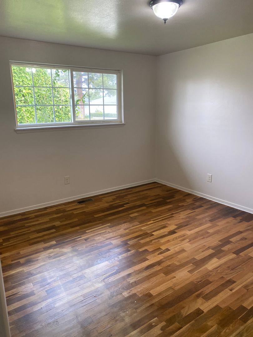 House for rent at 529 E Sharon Ave, Moses Lake, WA 98837