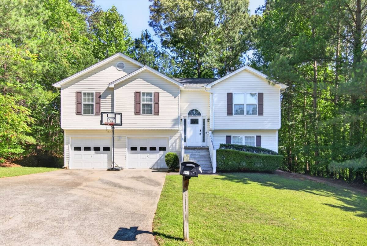House for rent at 3212 Pagoda Trace, Lawrenceville, GA 30043