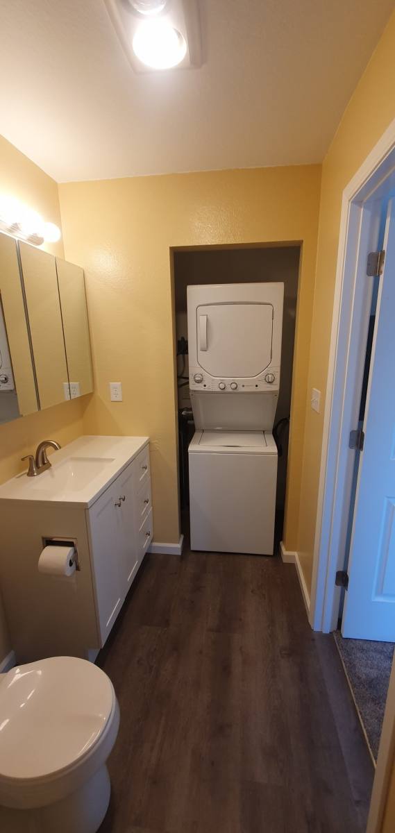 Apartment for rent at 436 NE Jackson, Roseburg, OR 97470