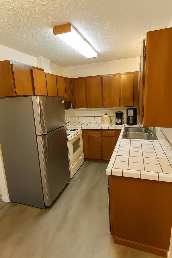 Apartment for rent at 436 NE Jackson, Roseburg, OR 97470