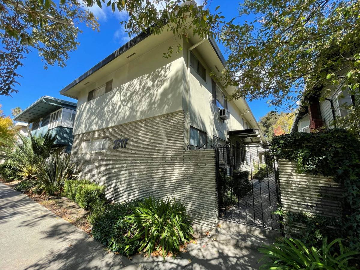 Apartment for rent at 2717 O St, Sacramento, CA 95816