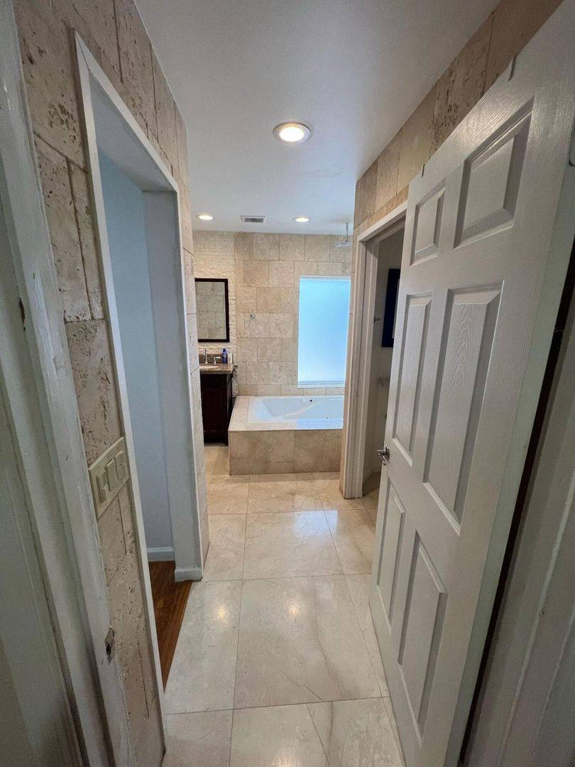 House for rent at 9664 W Lake Court, Boca Raton, FL 33434