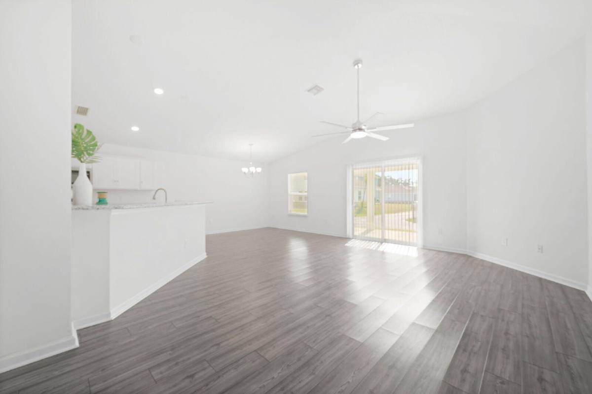 House for rent at 146 Old Canoe Lane, Freeport, FL 32439
