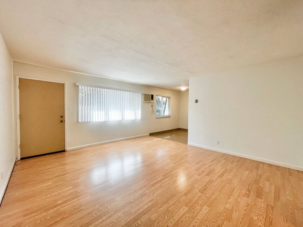 Apartment for rent at 3811 H St, Sacramento, CA 95816