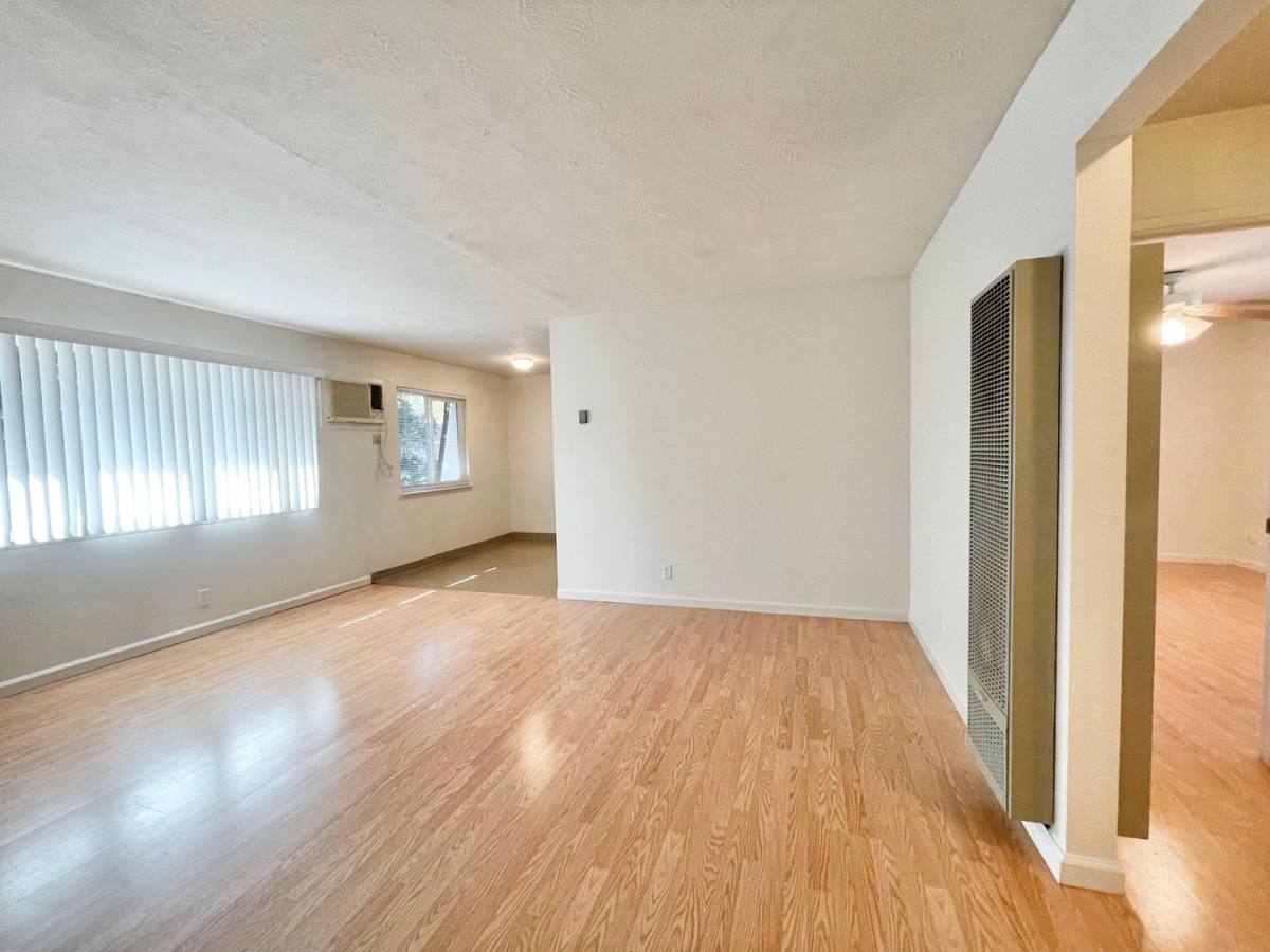 Apartment for rent at 3811 H St, Sacramento, CA 95816