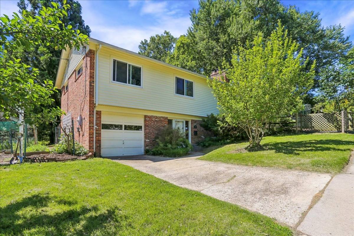 House for rent at 200 Belton Rd, Silver Spring, MD 20901