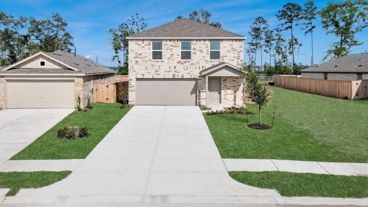 House for rent at 31422 Casacalenda Lane, Kingwood, TX 77345