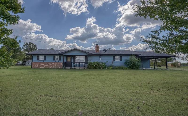 House for rent at 4410 E 26th St, Joplin, MO 64804
