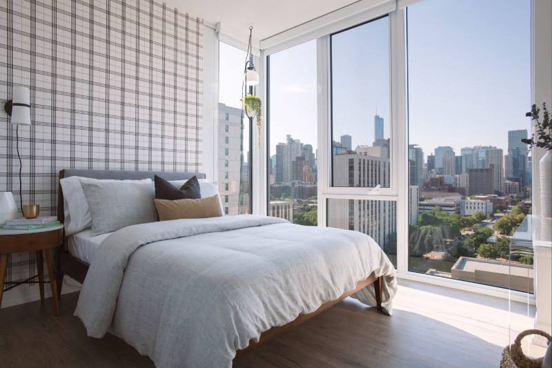 Apartment for rent at 200 W Hill, Chicago, IL 60614