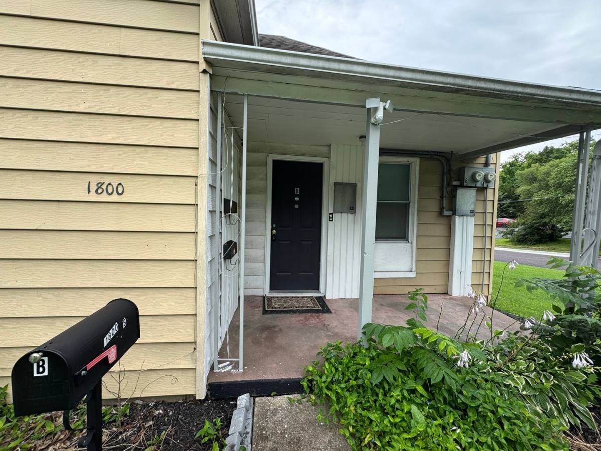 Apartment for rent at 1800 Gordon St, Columbia, MO 65201