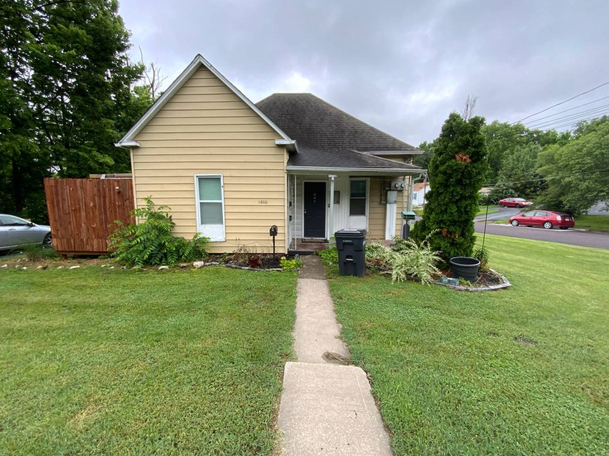 Apartment for rent at 1800 Gordon St, Columbia, MO 65201