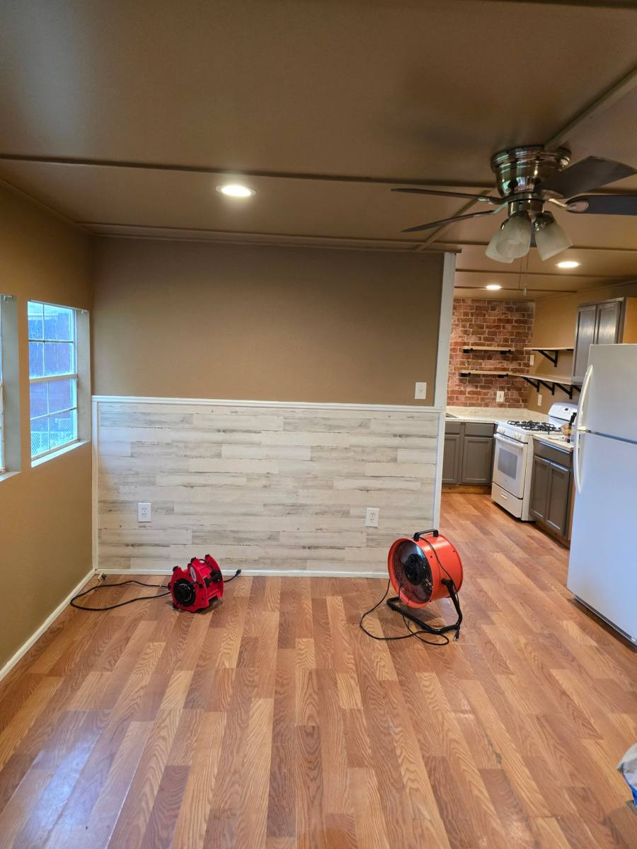Apartment for rent at 267 Center St #2, Orange, TX 77630