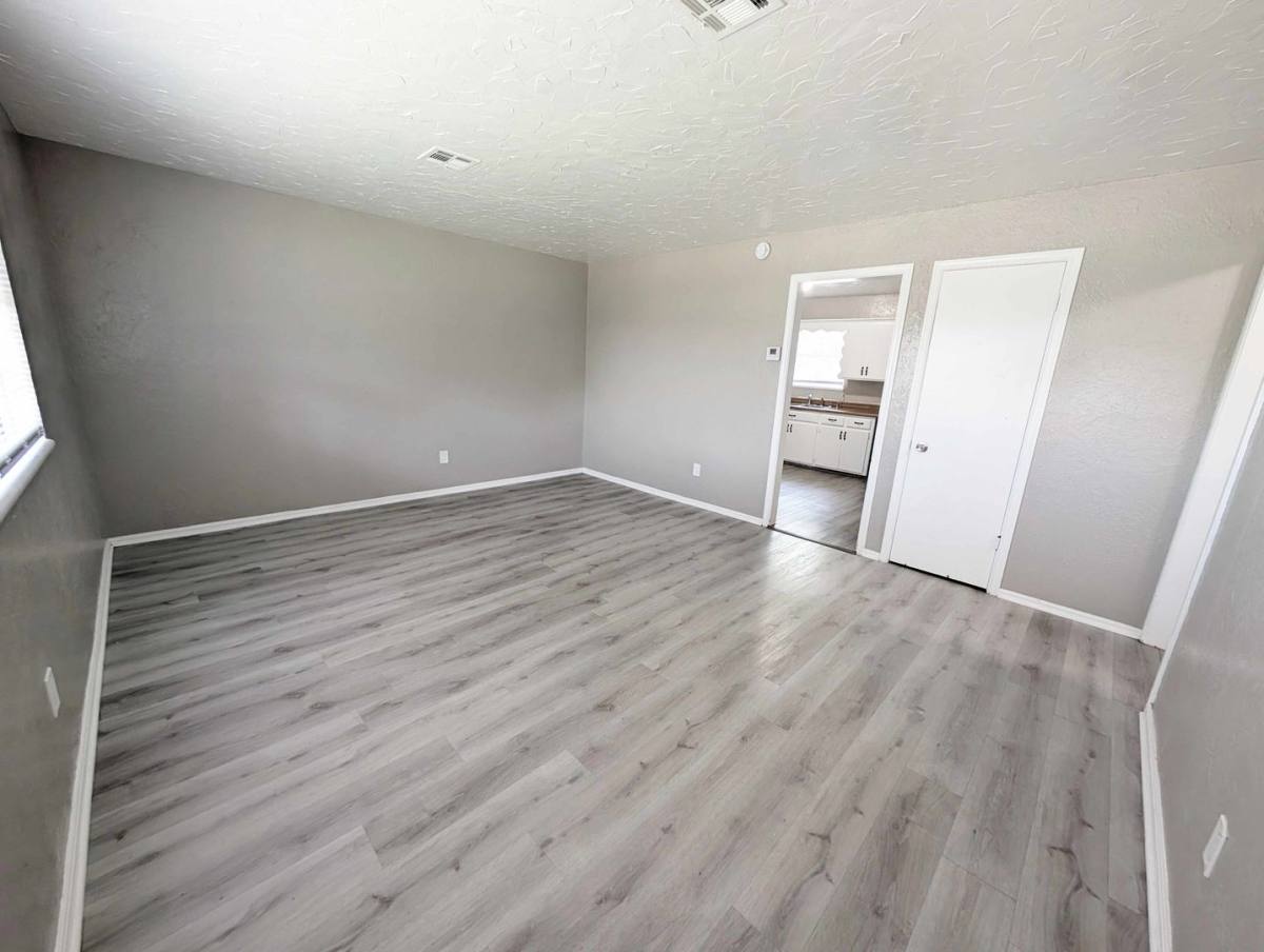 House for rent at 1025 Hoyt Ave, Oklahoma City, OK 73114