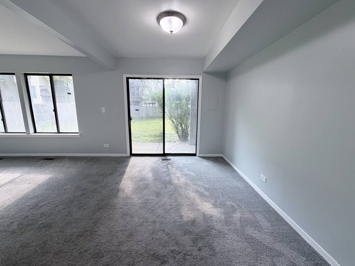 Townhouse for rent at 2 Elm Court, Bolingbrook, IL 60440