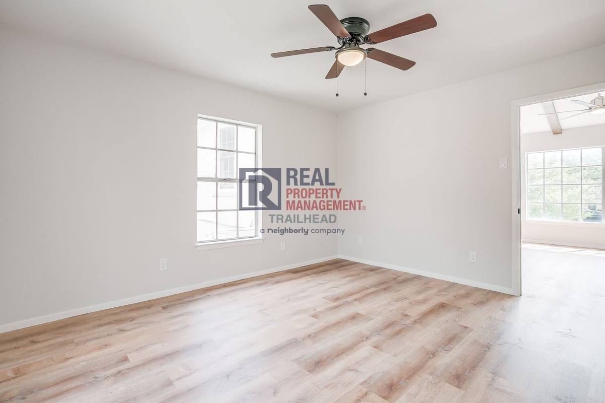 Apartment for rent at 3562 W 4th St, Fort Worth, TX 76107