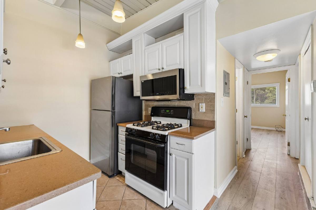 Apartment for rent at 4901 Americana Dr, Annandale, VA 22003