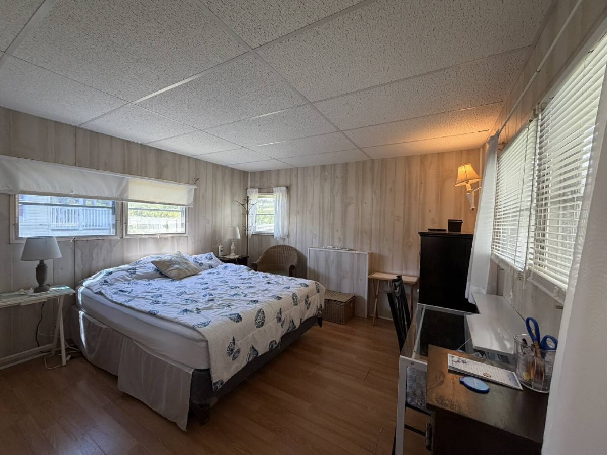 4 7th St W, Nokomis, FL 34275 - House for Rent - Image 9